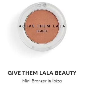 Give them lala beauty ibiza bronzer